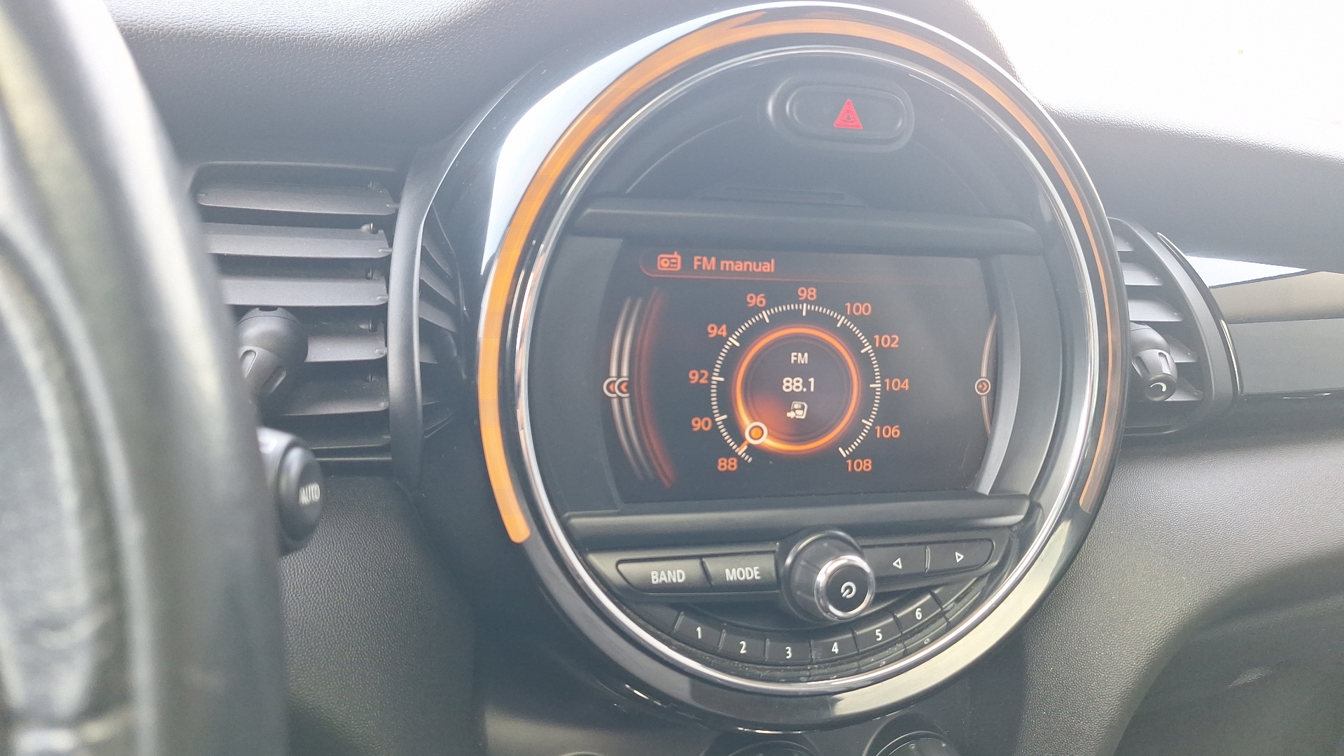 MINI Cooper — foto 10 de 15