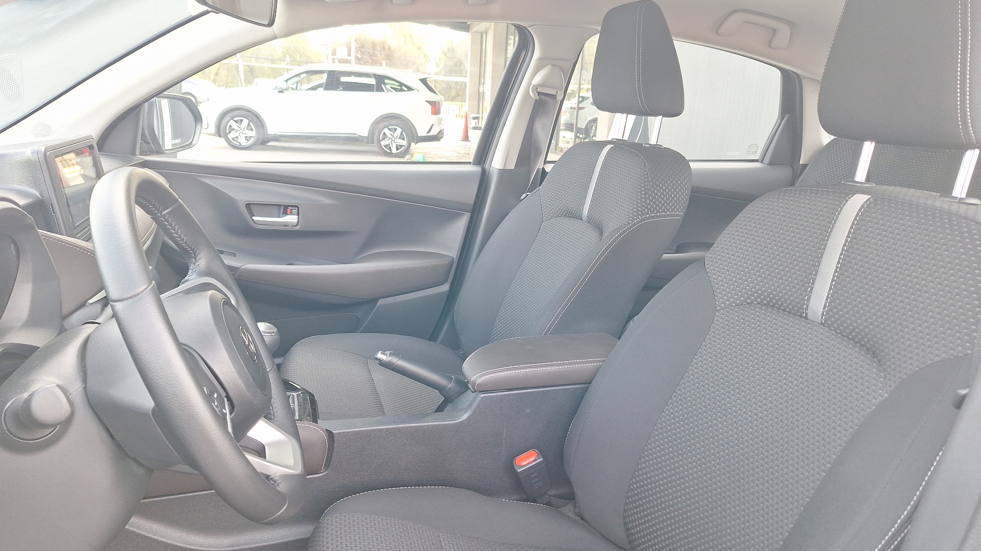 Toyota Yaris — foto 14 de 15