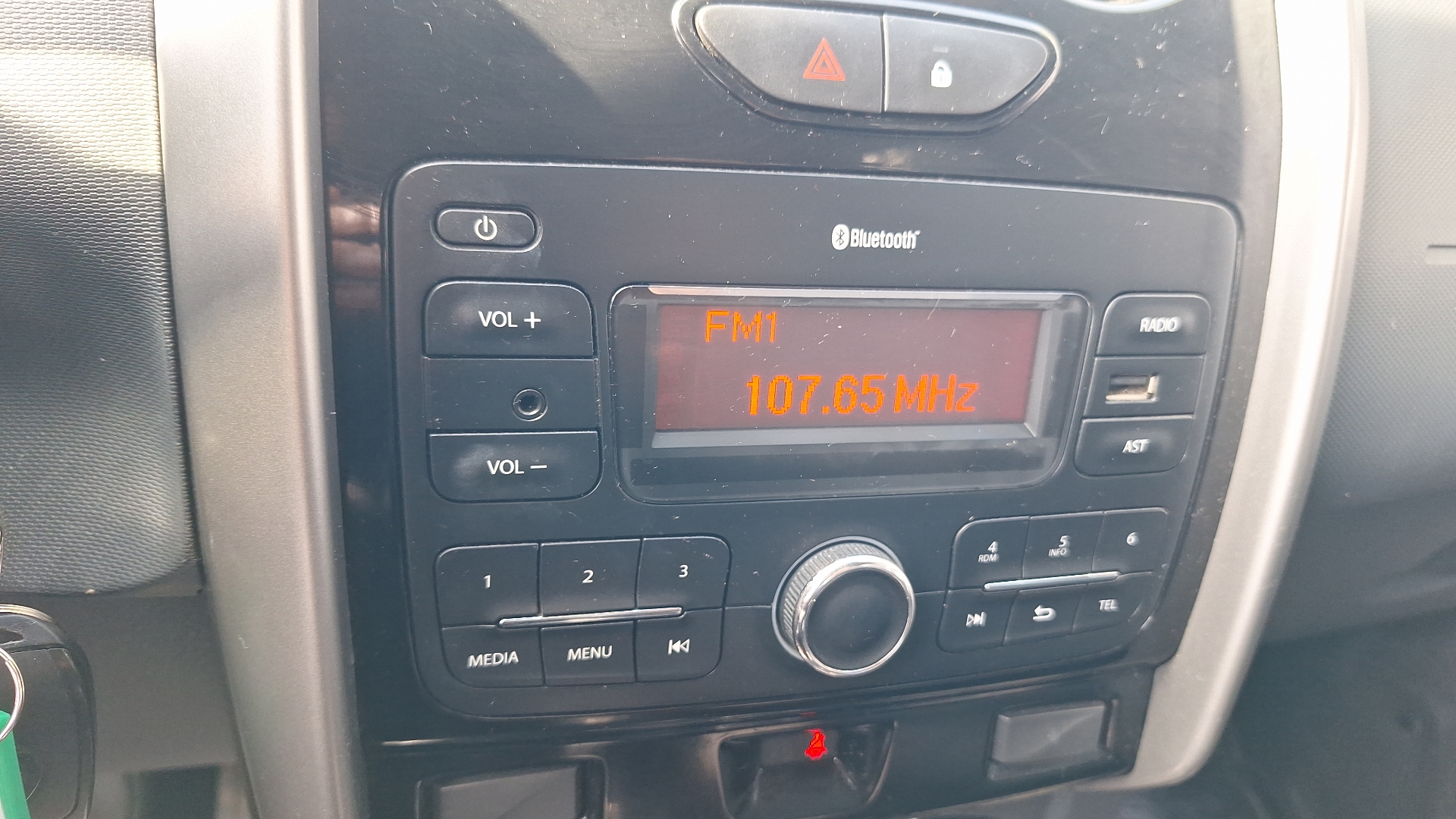 Renault Duster — foto 10 de 14