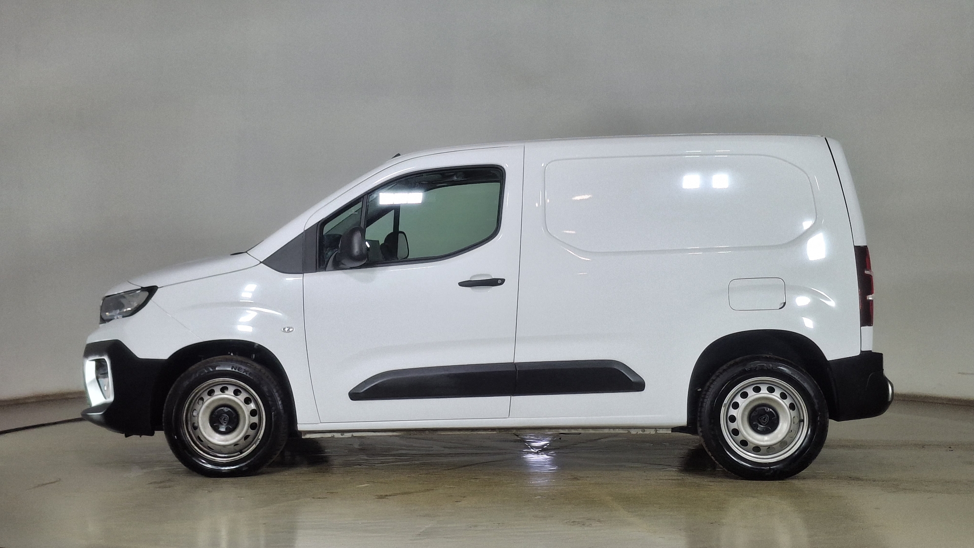 Peugeot Partner — foto 7 de 14