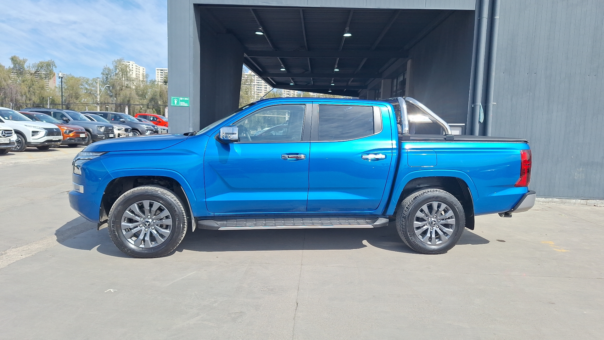 Mitsubishi L200 — foto 2 de 15