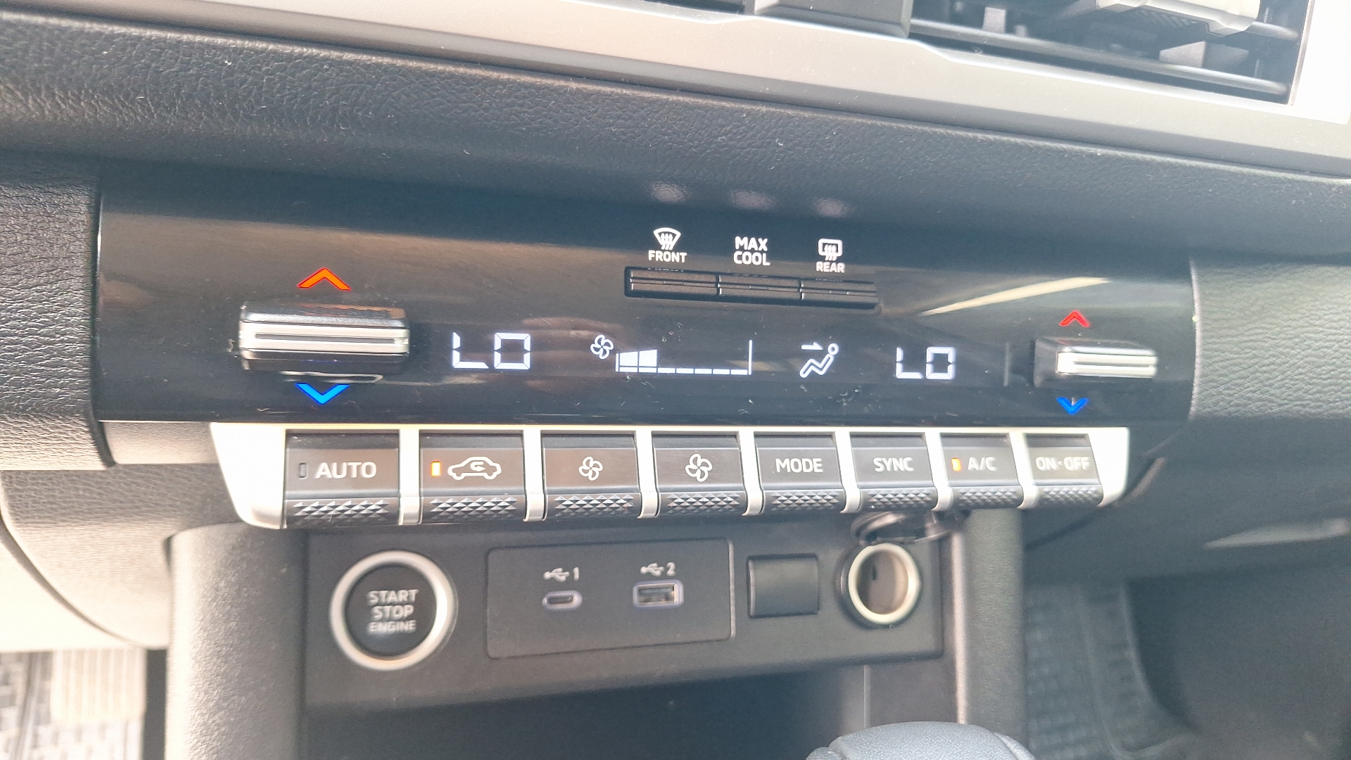 Mitsubishi L200 — foto 15 de 15