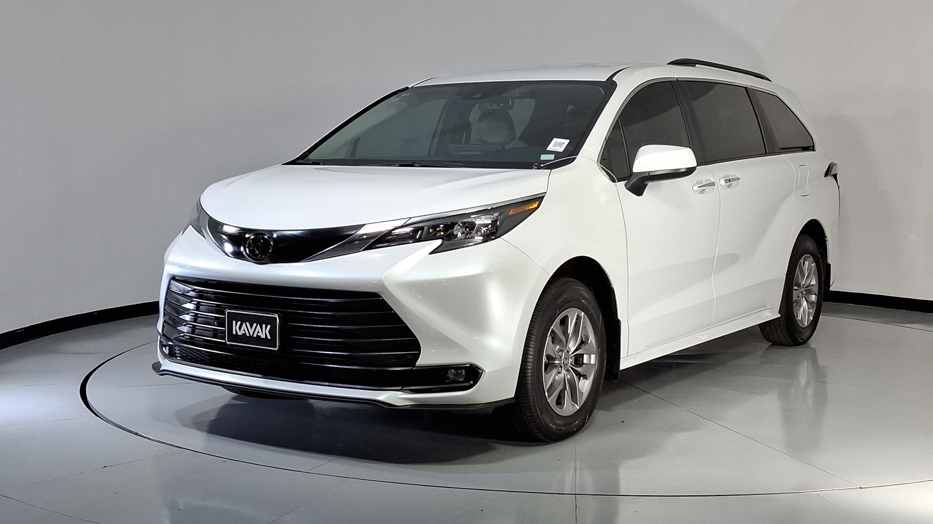 Toyota Sienna 2026