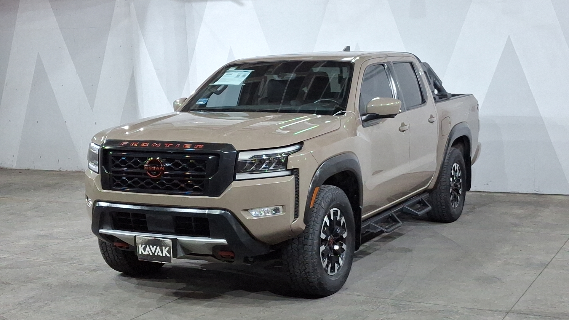 Nissan Frontier 2023