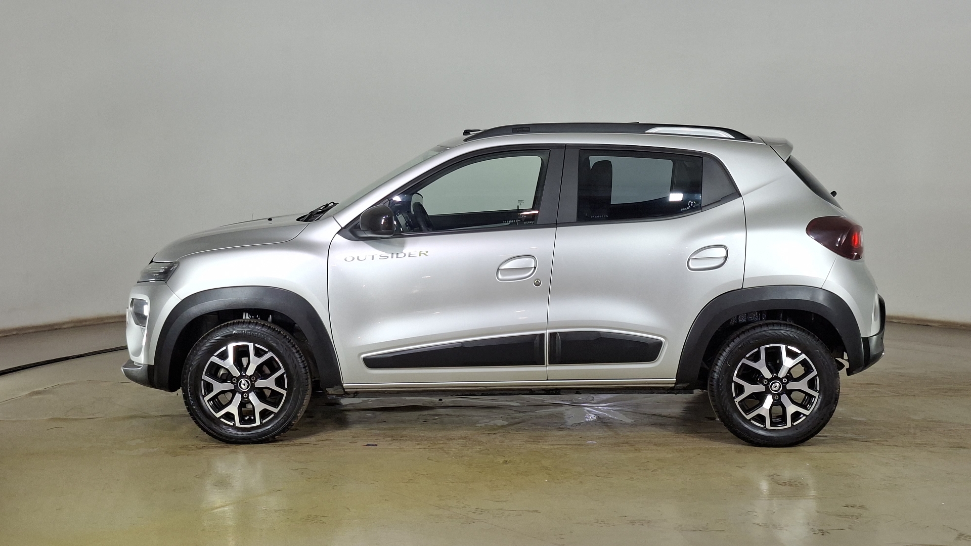 Renault Kwid — foto 7 de 16