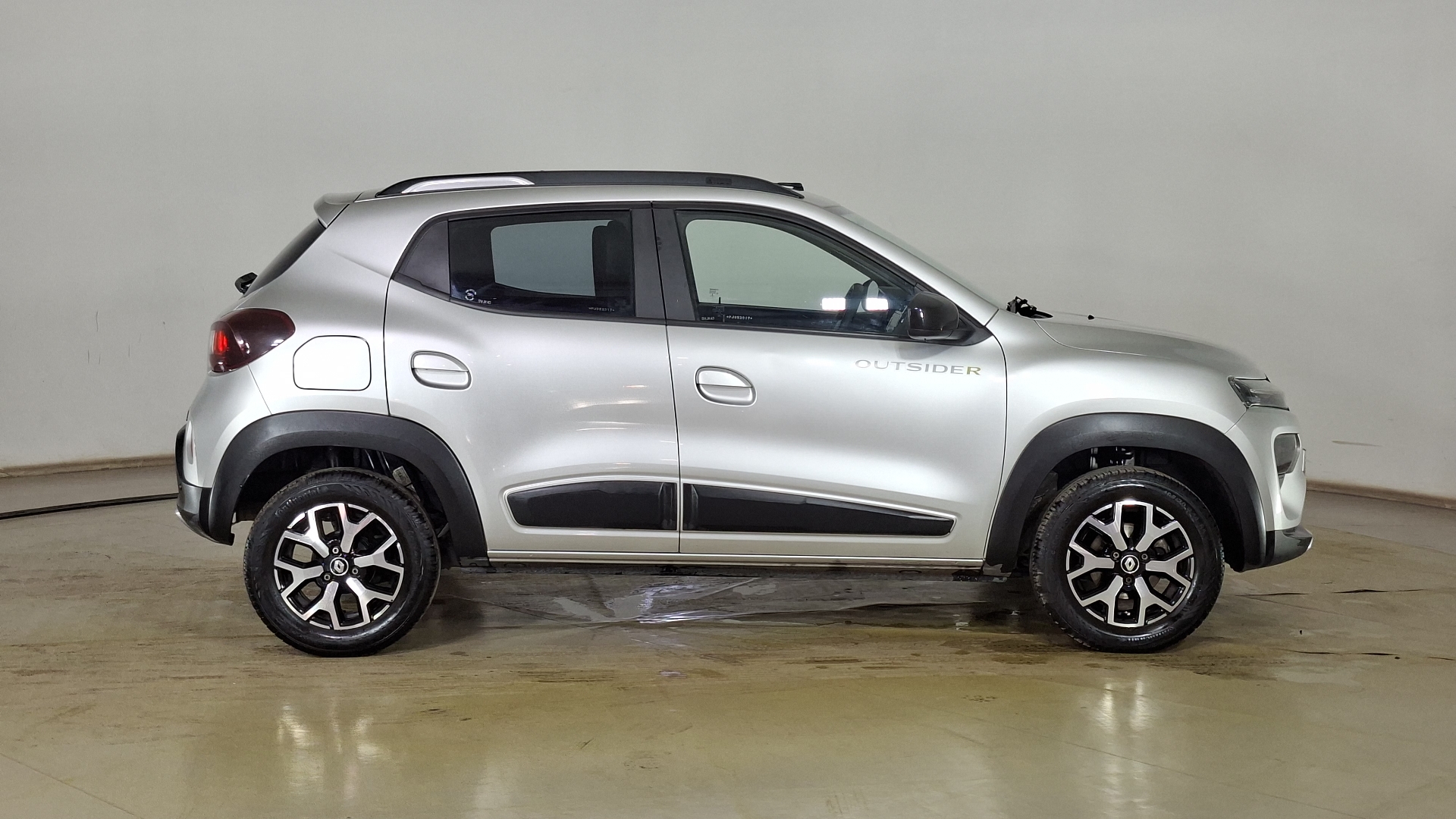 Renault Kwid — foto 4 de 16