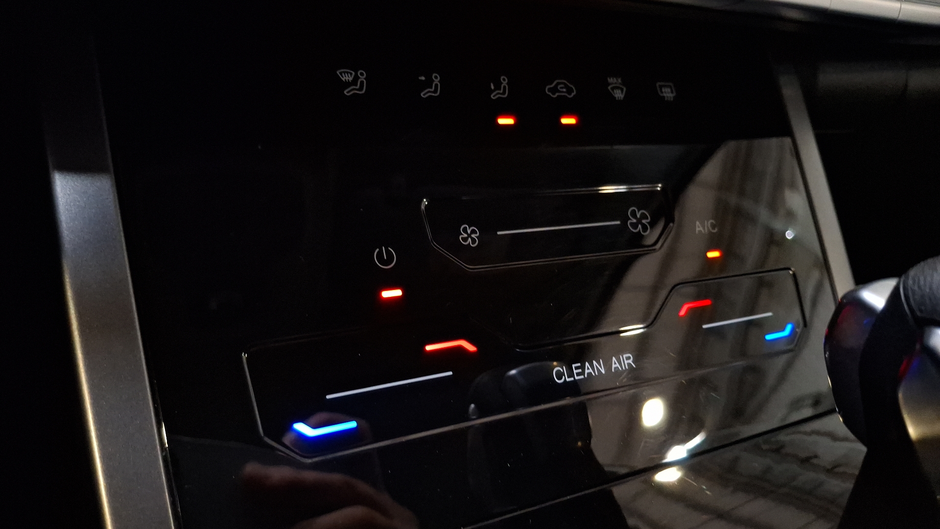 Chery Tiggo 3 Pro — foto 15 de 16