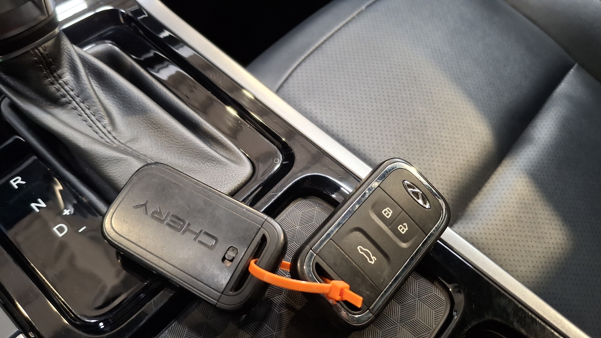 Chery Tiggo 3 Pro — foto 16 de 16