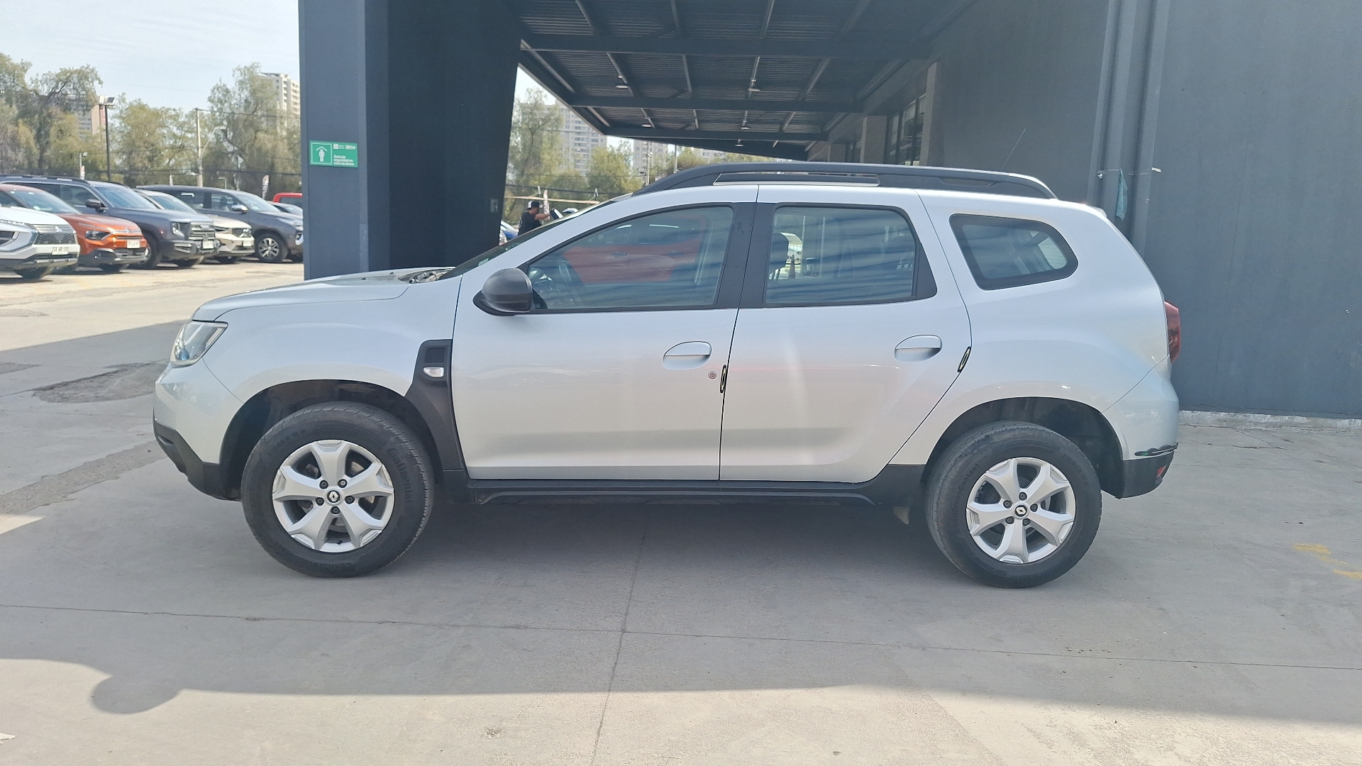 Renault Duster — foto 2 de 15