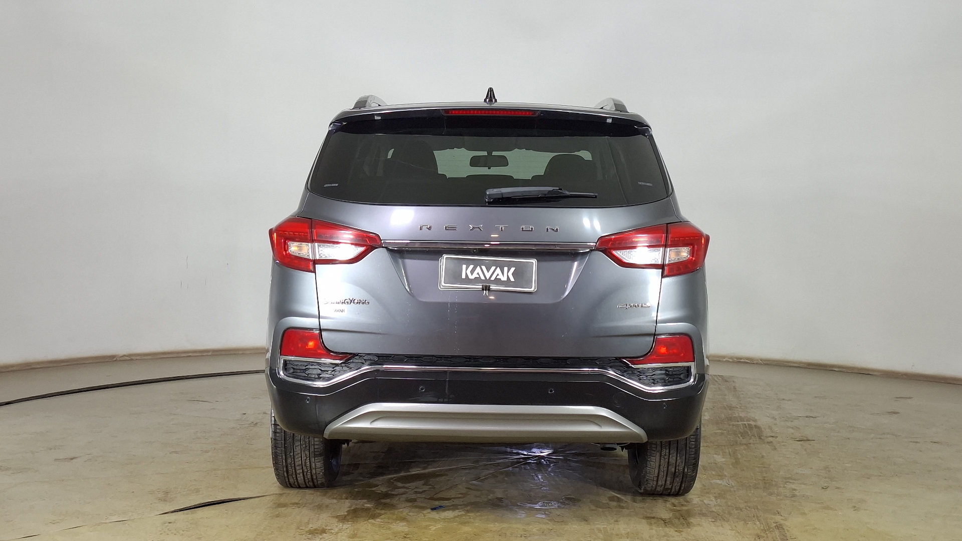 SsangYong Rexton — foto 5 de 17
