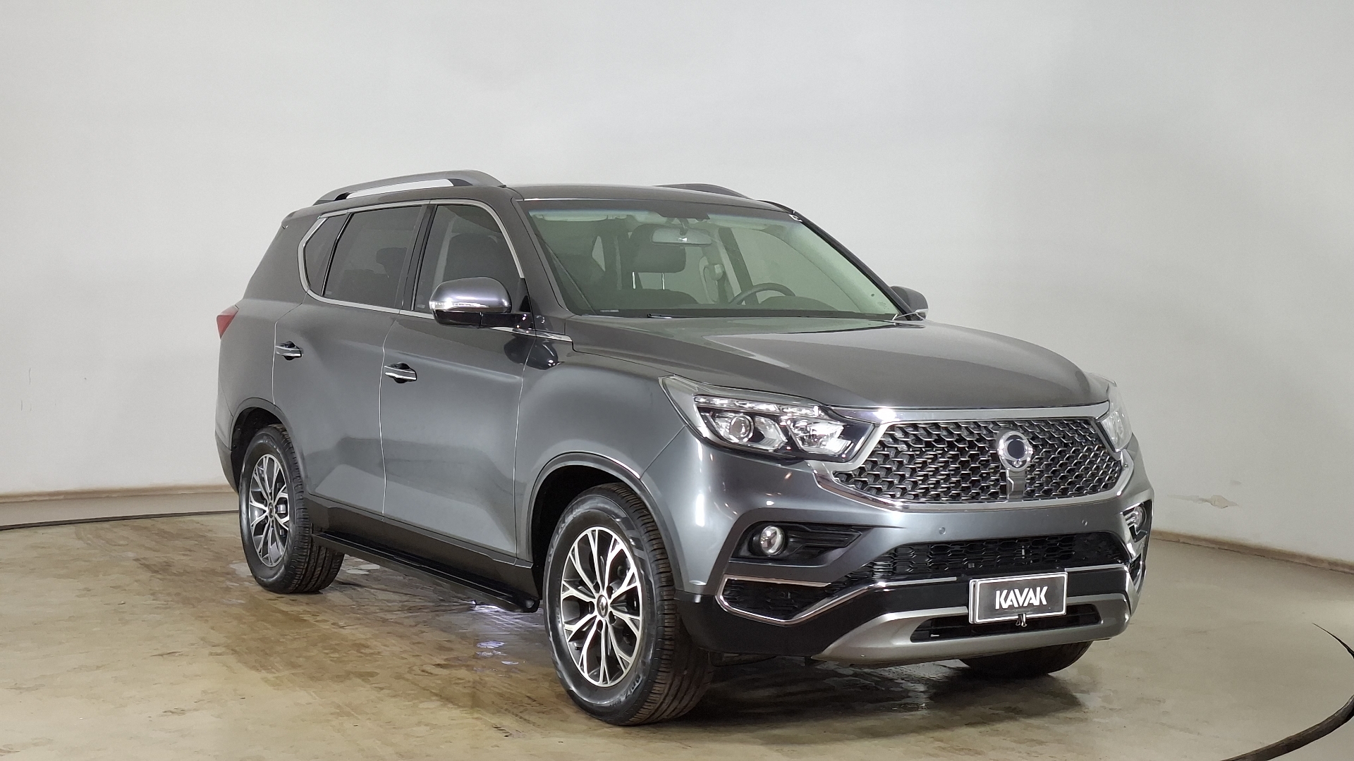 SsangYong Rexton — foto 3 de 17