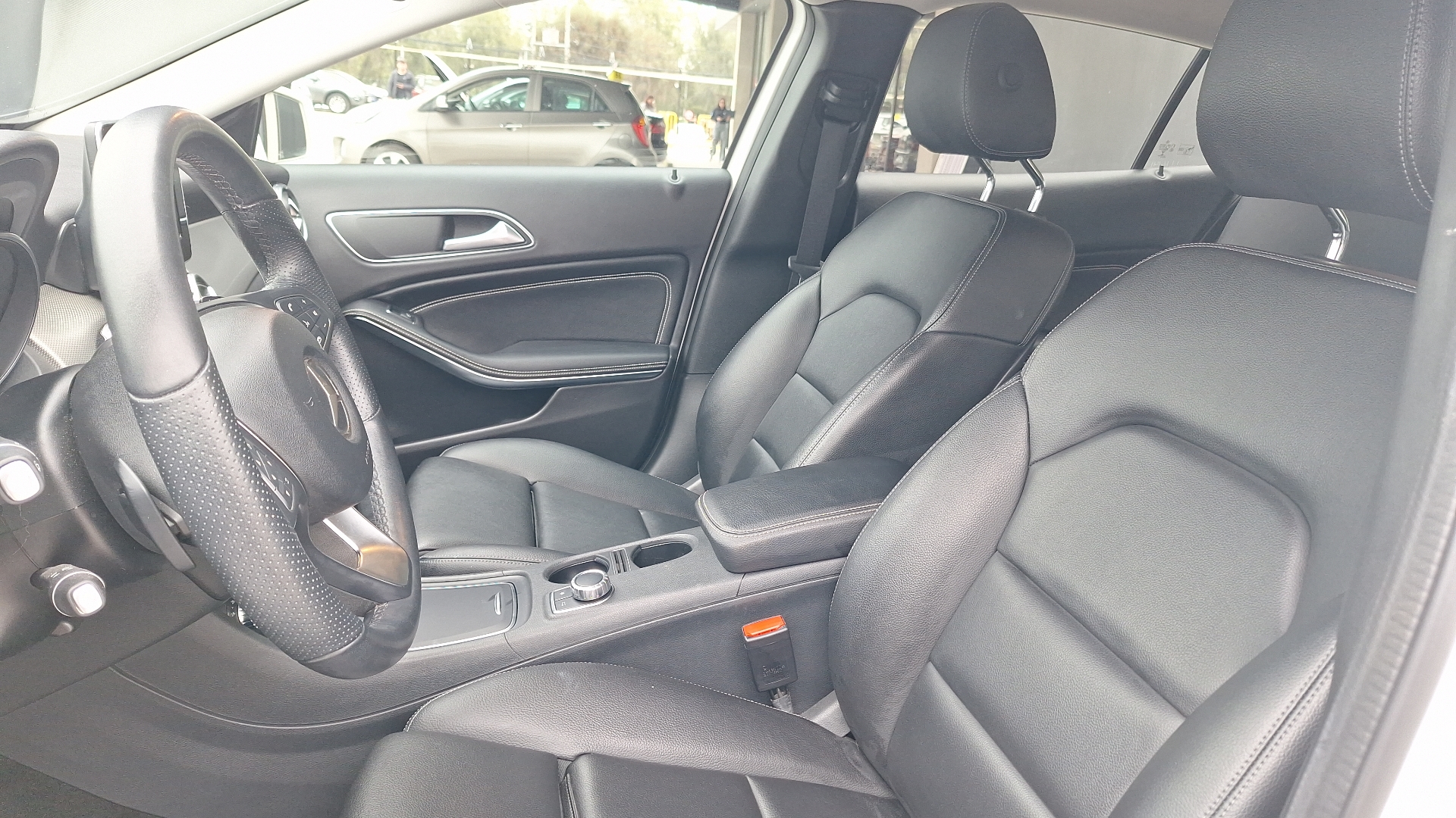 Mercedes-Benz Clase Gla — foto 14 de 15