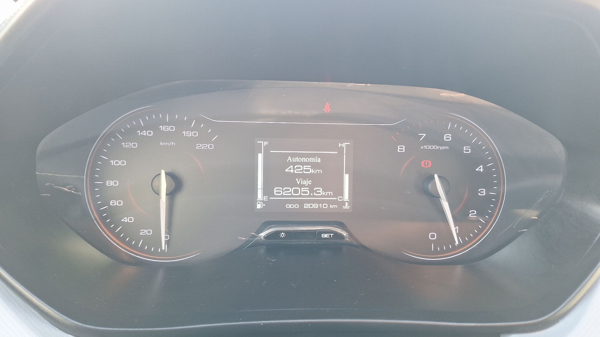 Chevrolet Sail — foto 9 de 15