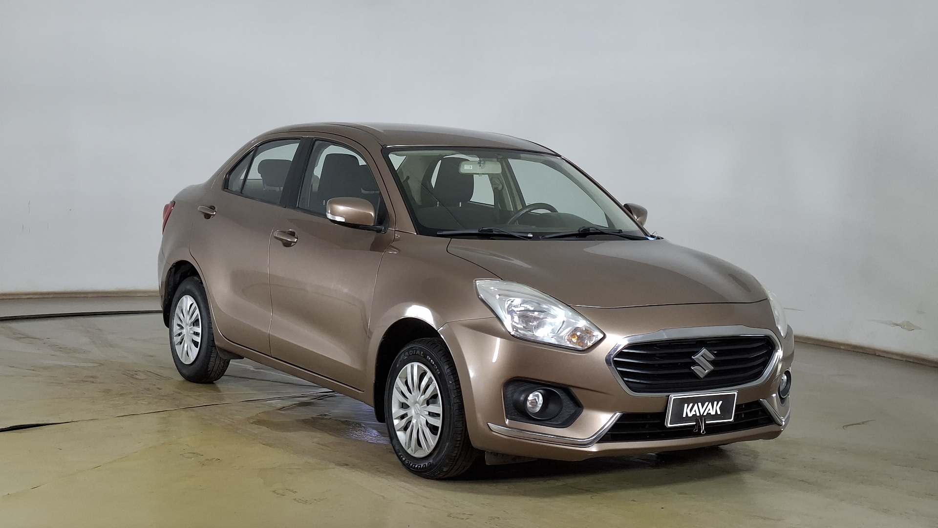 Suzuki Dzire — foto 3 de 15