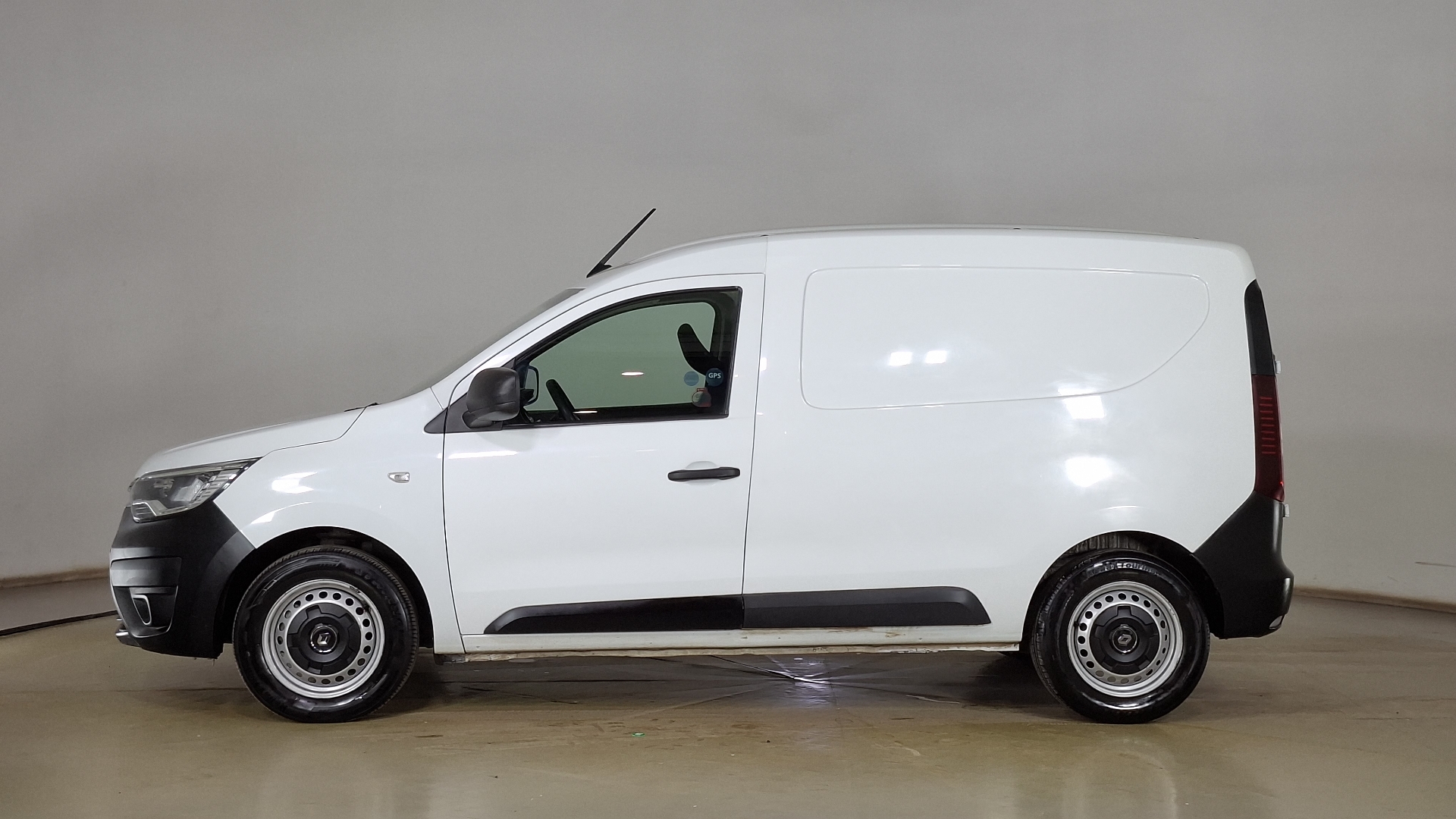 Renault Express — foto 7 de 14