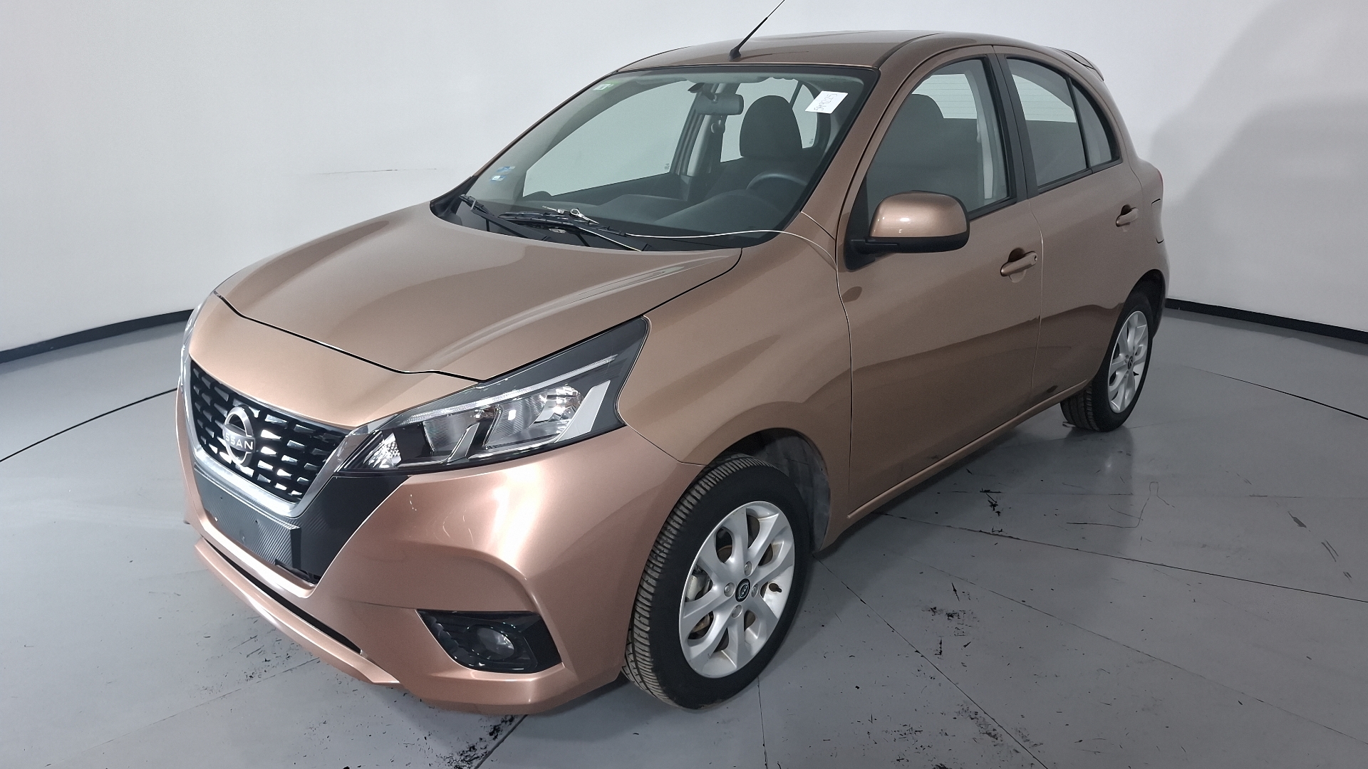 Nissan March 2022