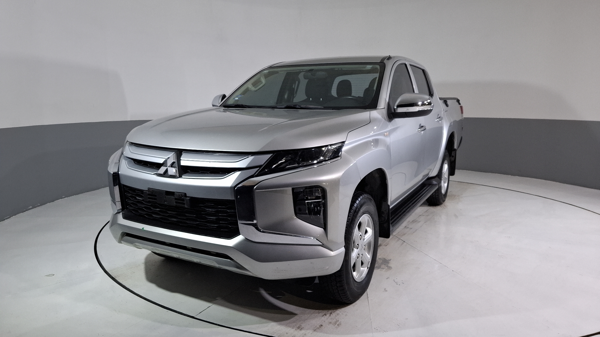 Mitsubishi L200 2024