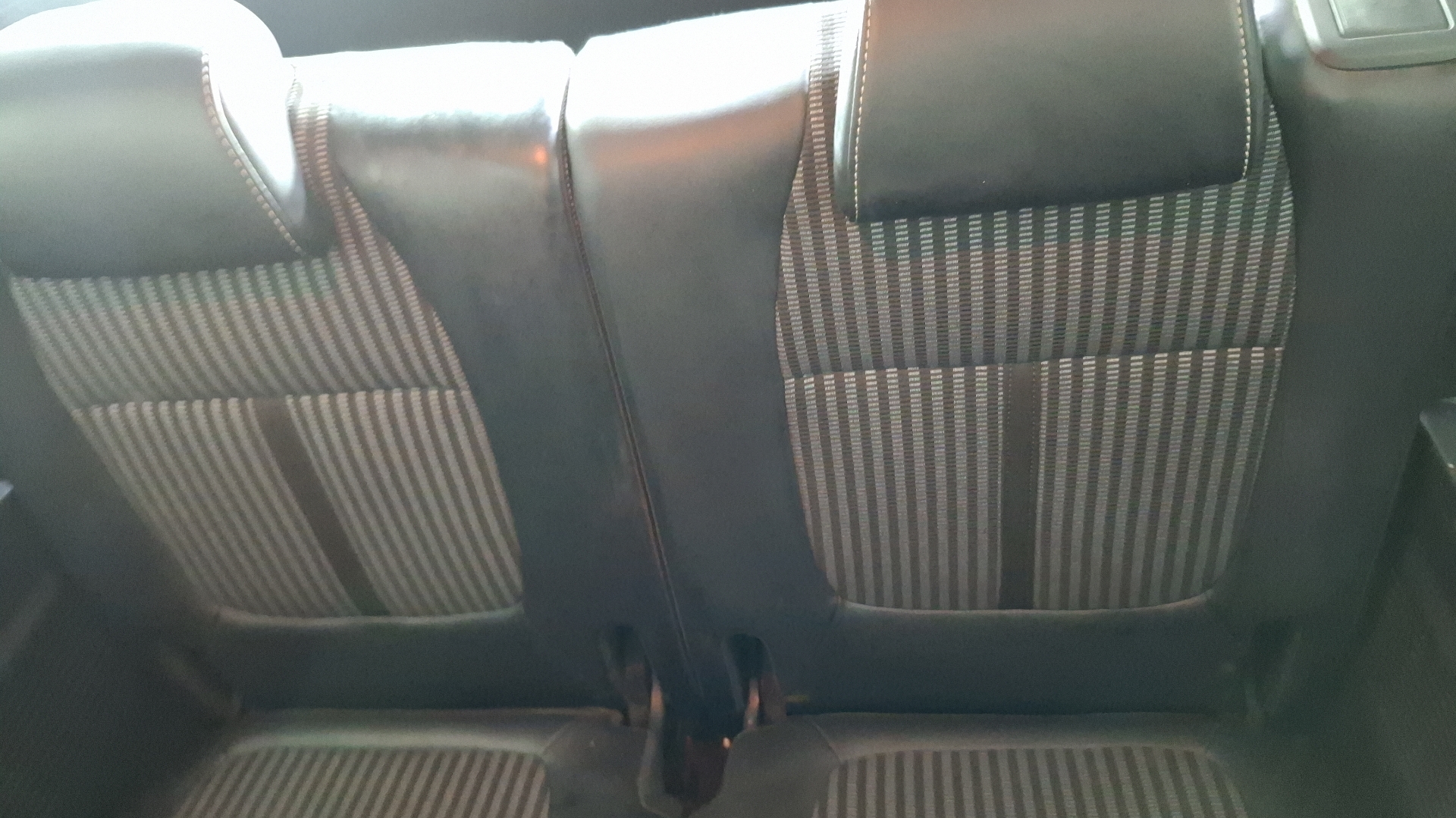 KIA Carens — foto 15 de 17