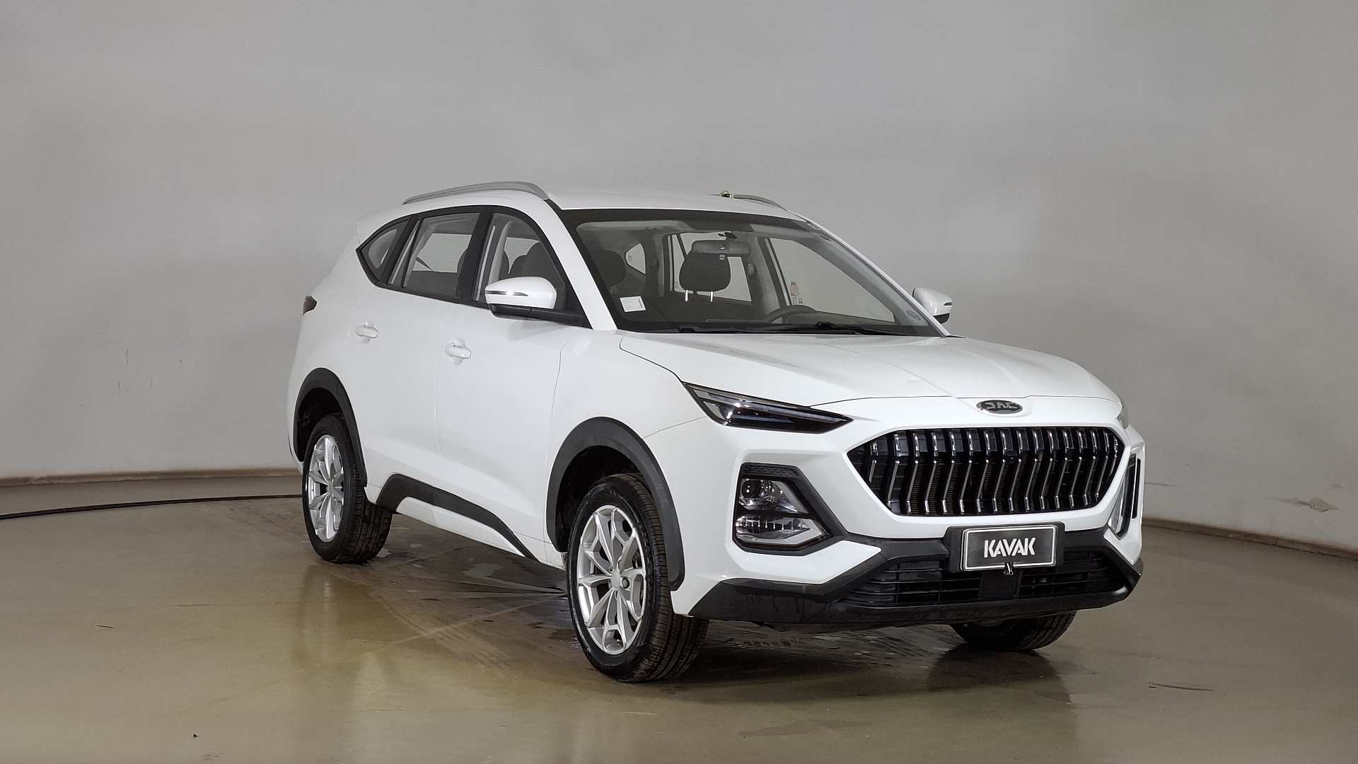 JAC Js8 — foto 3 de 17