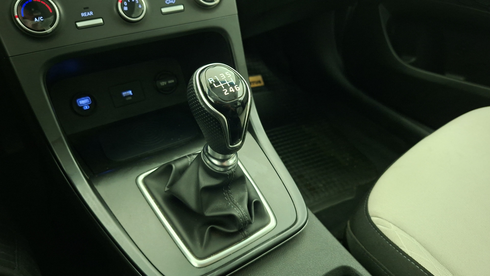 Hyundai Creta Grand — foto 11 de 17