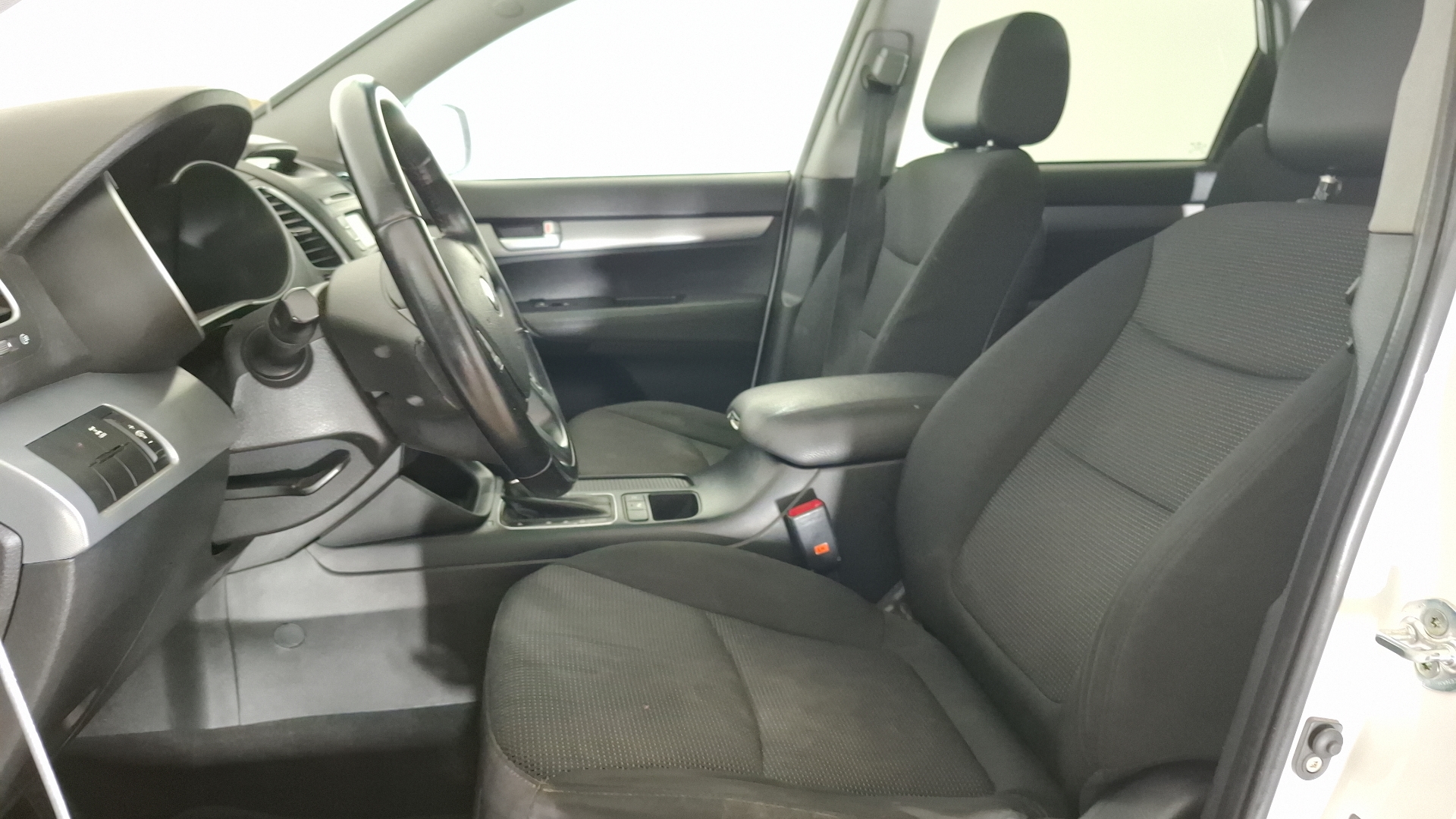 KIA Sorento — foto 12 de 16