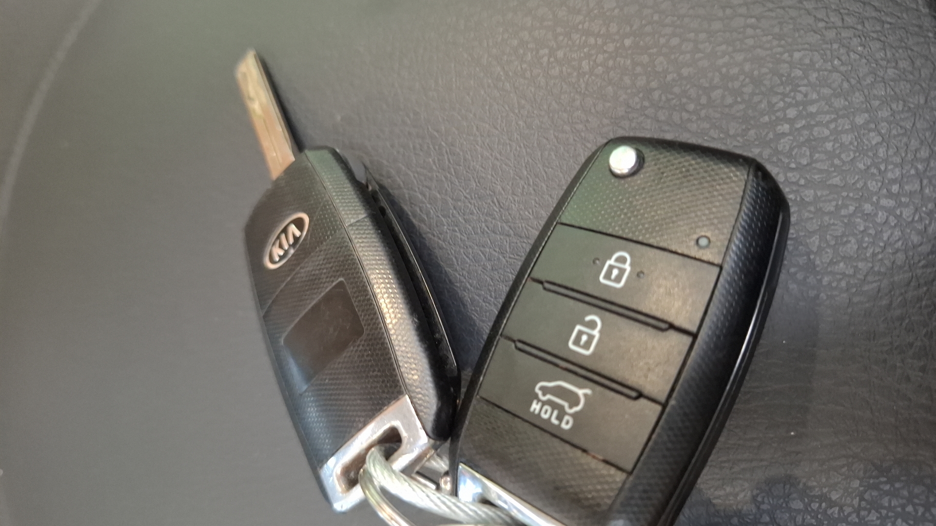 KIA Sorento — foto 16 de 16