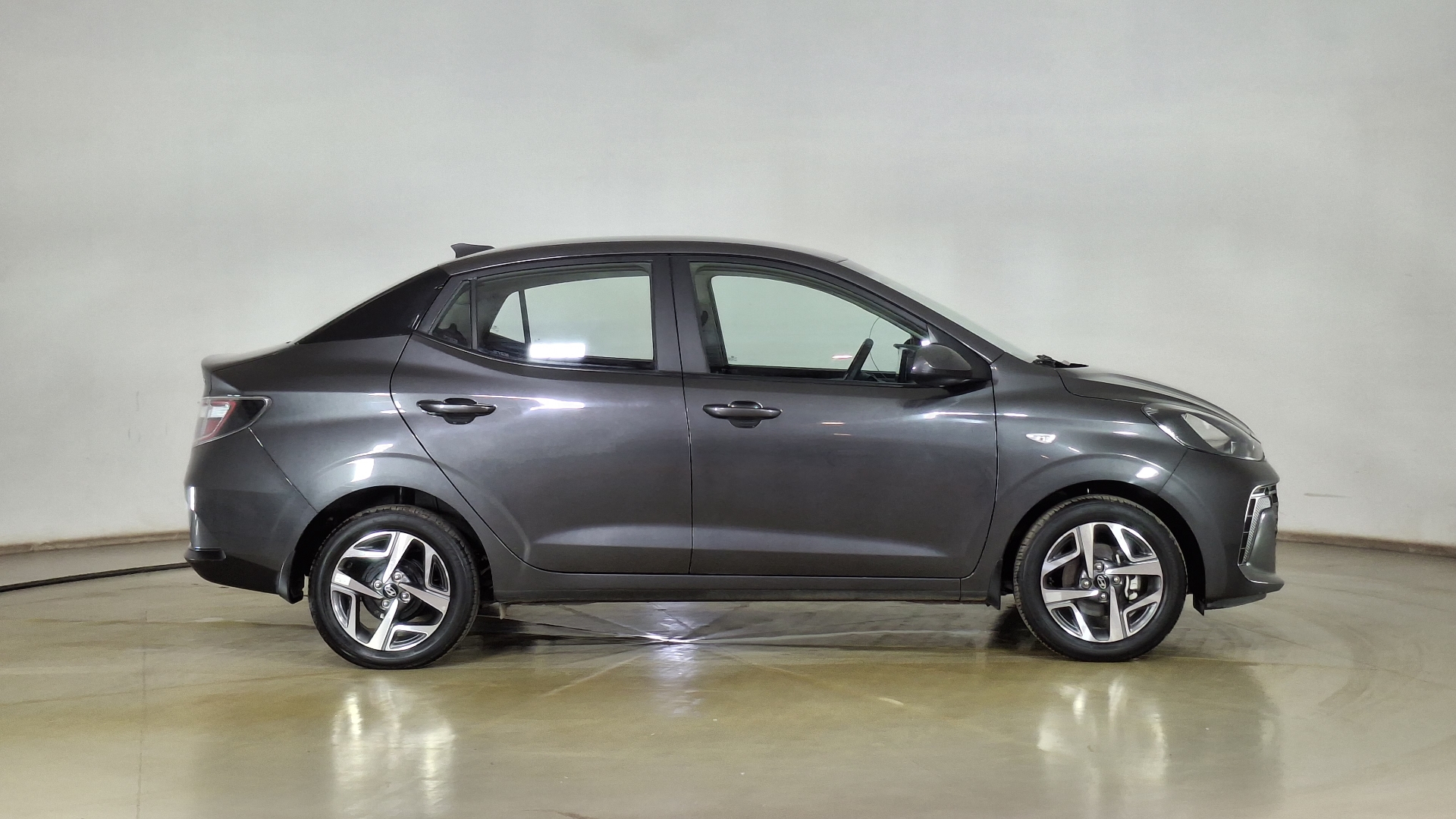 Hyundai Grand I10 — foto 4 de 16