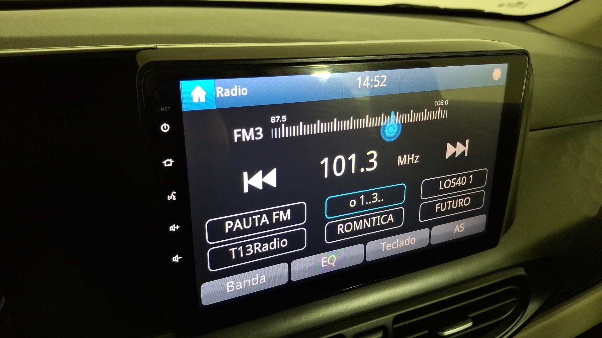 Hyundai Grand I10 — foto 10 de 16