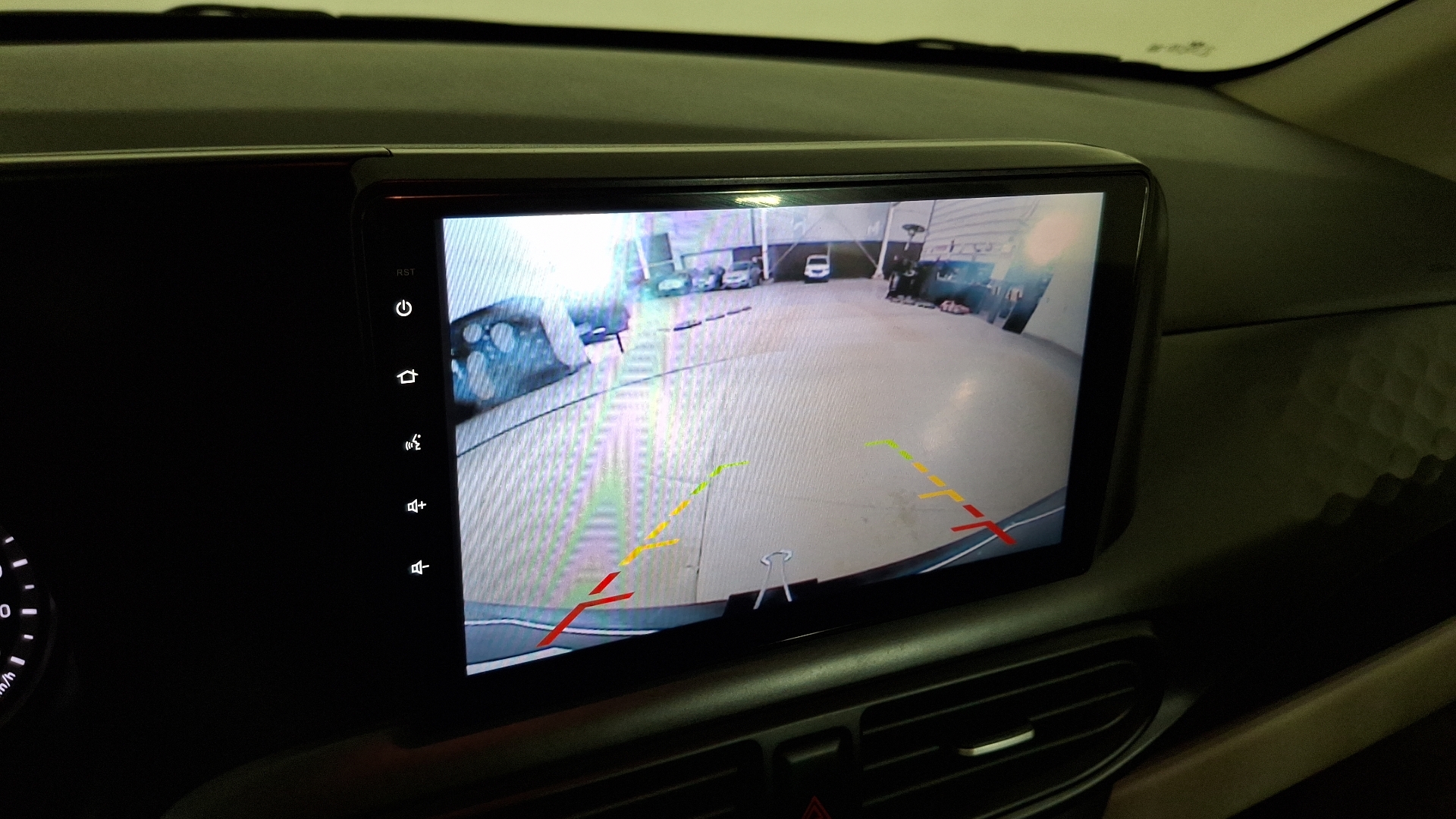 Hyundai Grand I10 — foto 12 de 16