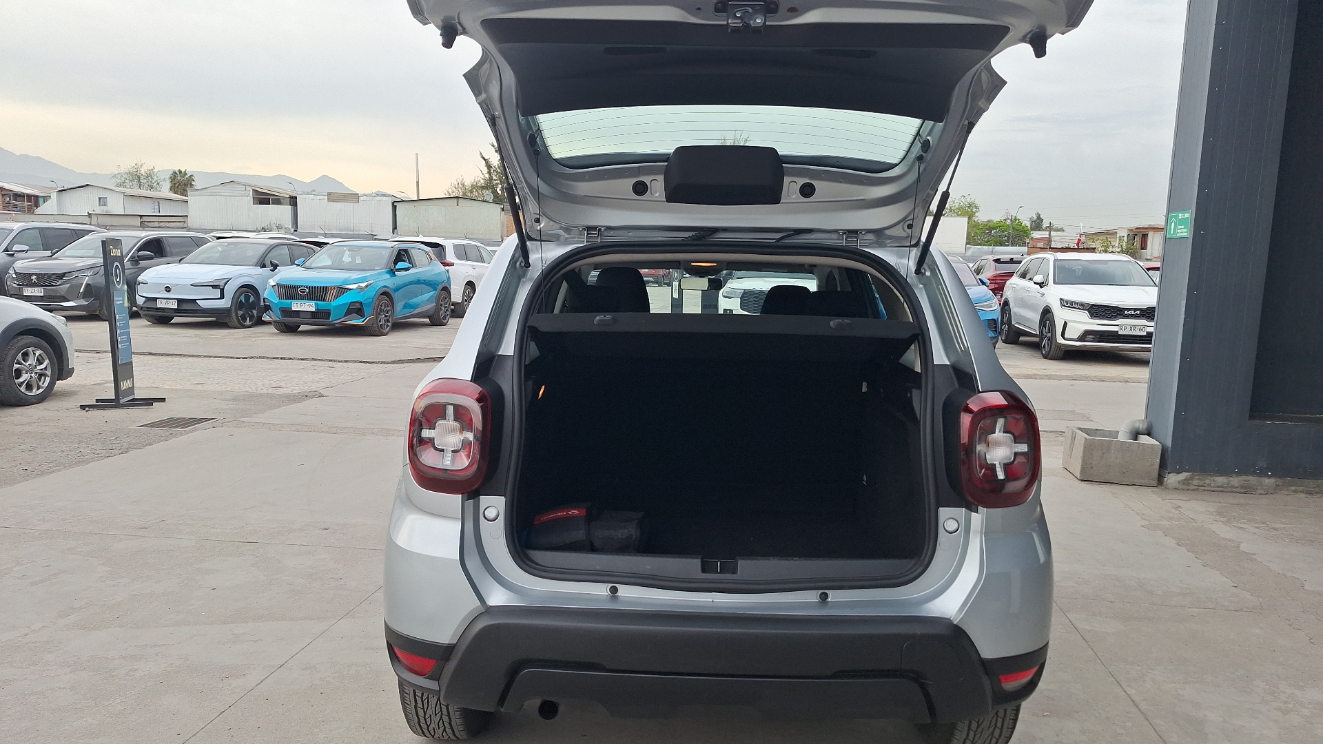 Renault Duster — foto 4 de 14