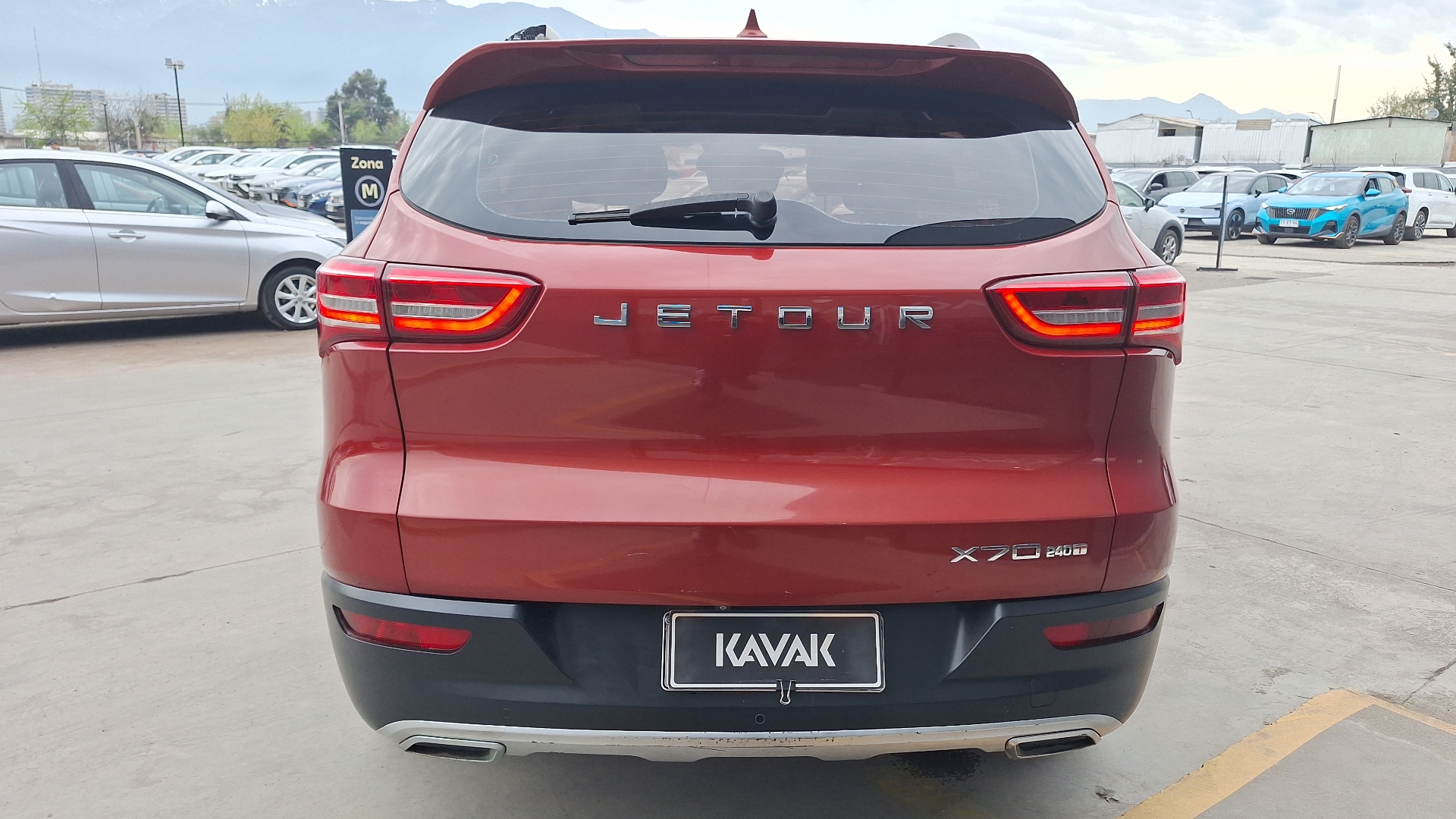 Jetour X70 — foto 3 de 17