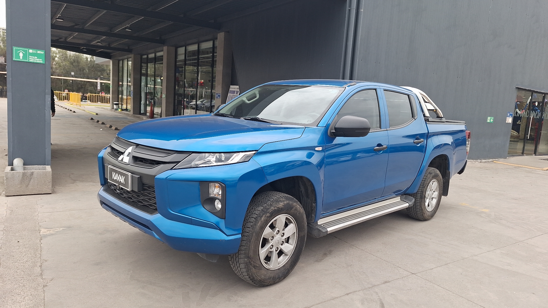 Mitsubishi L200