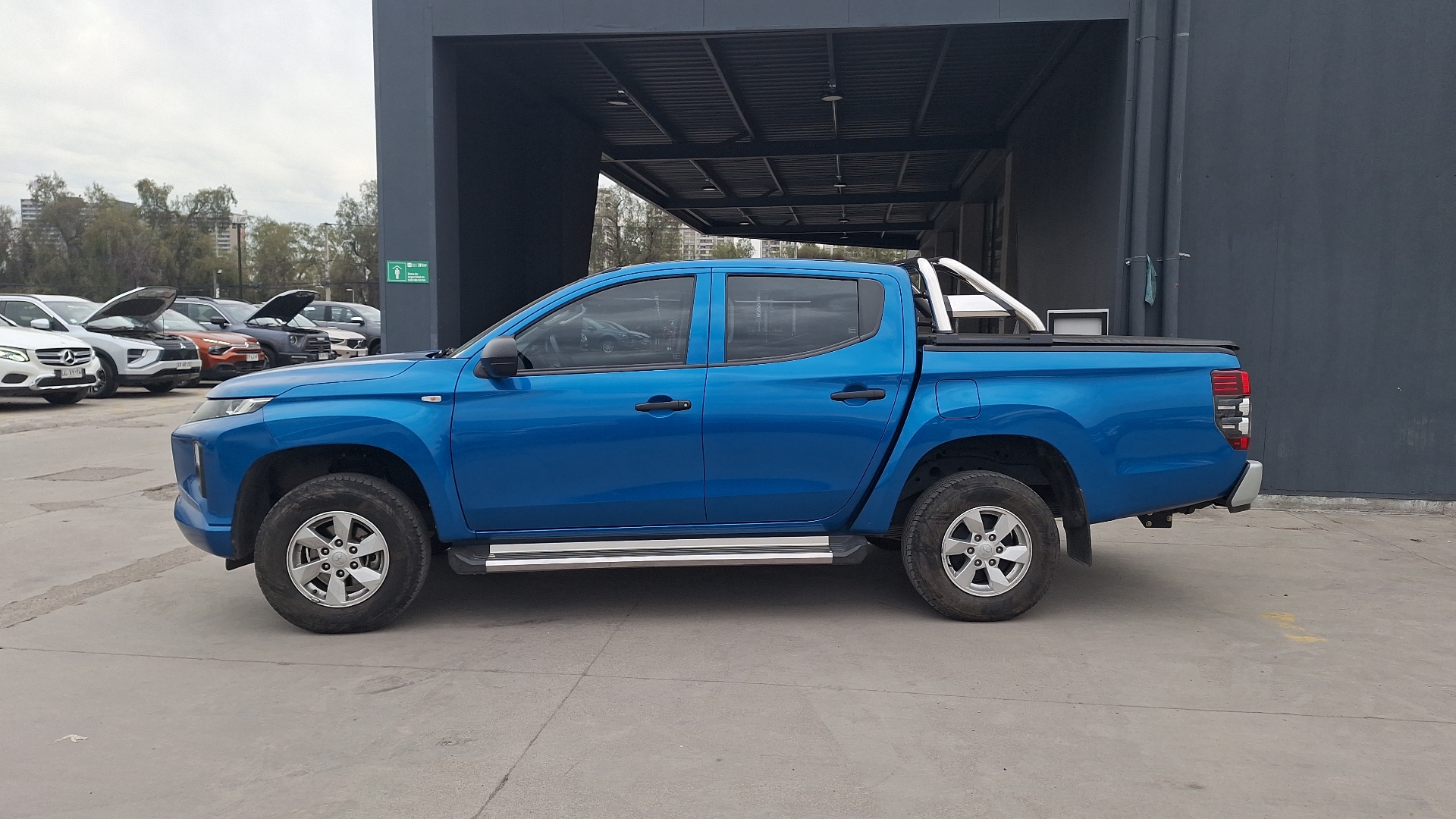 Mitsubishi L200 — foto 2 de 14