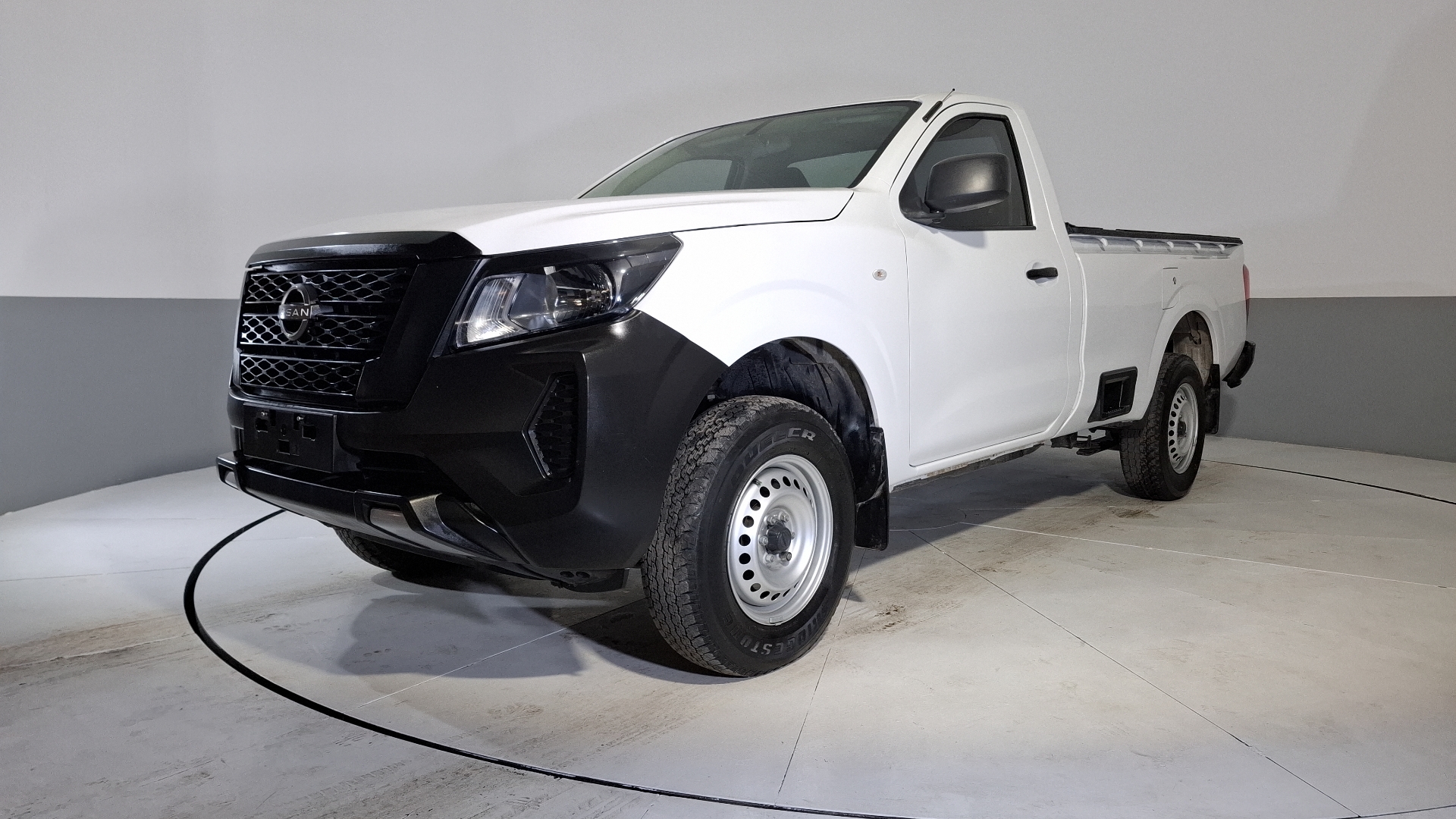 Nissan NP300 2024
