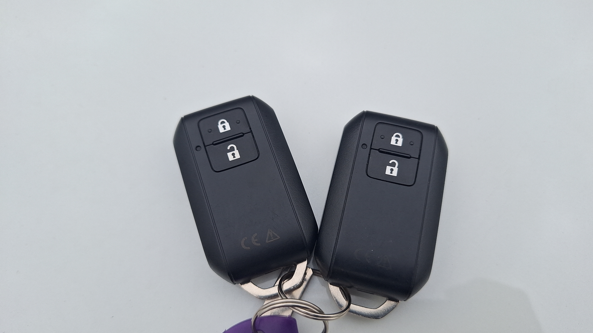 Suzuki Fronx — foto 7 de 15