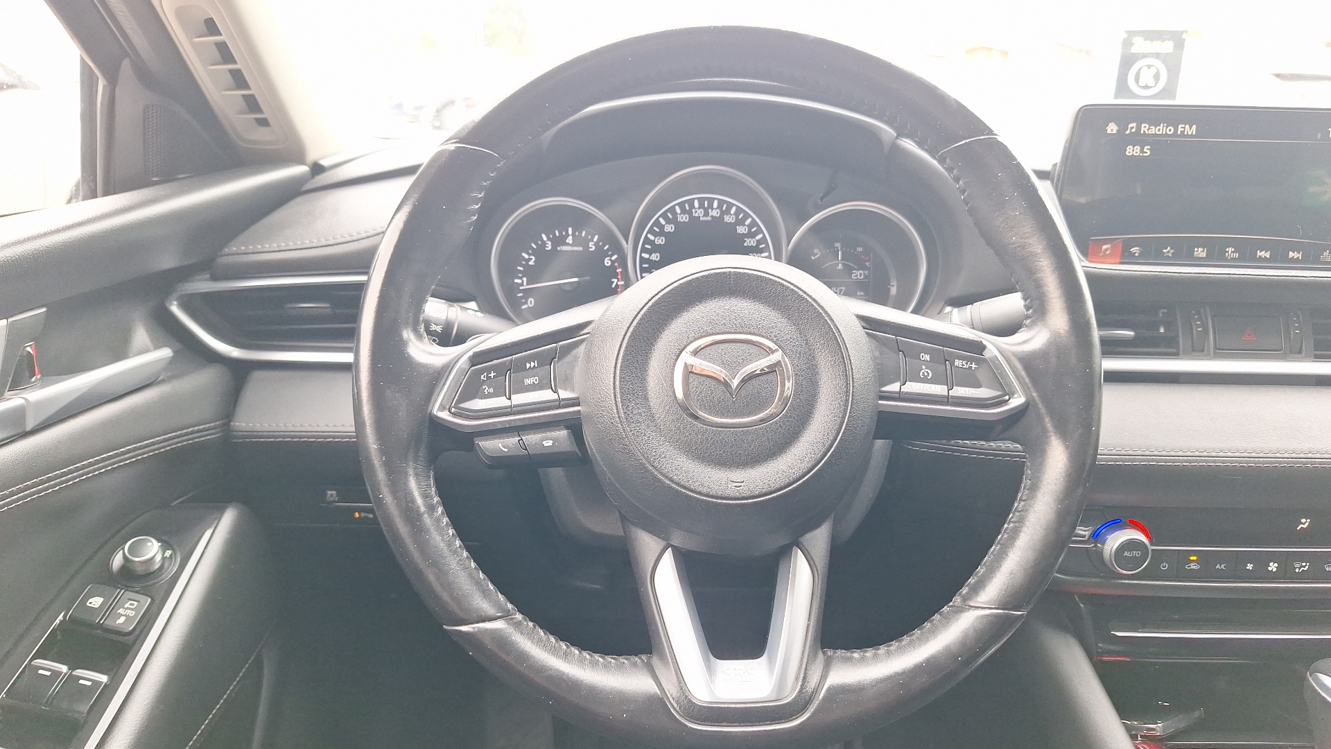 Mazda 6 — foto 8 de 16