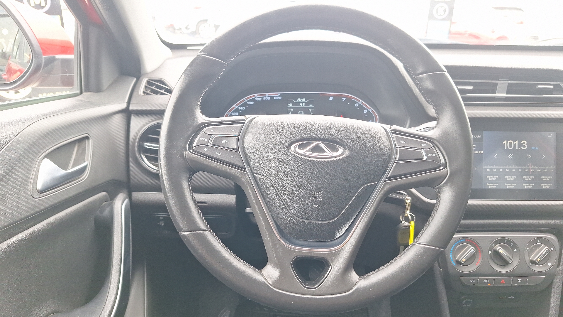 Chery Tiggo 2 — foto 8 de 15
