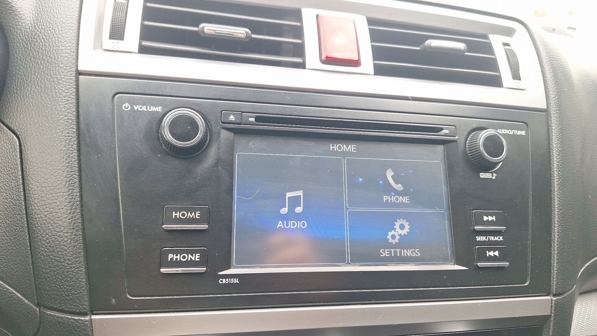 Subaru Legacy — foto 10 de 15