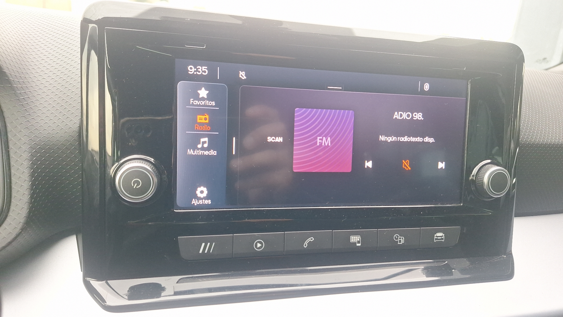 SEAT Ibiza — foto 10 de 16