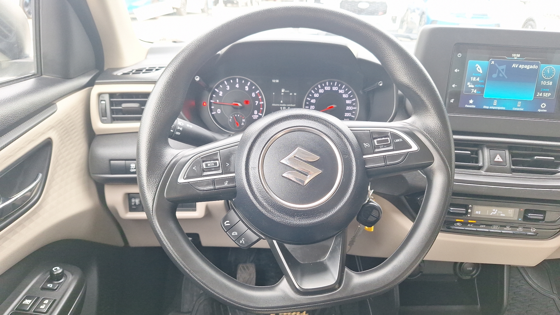 Suzuki Dzire — foto 8 de 15