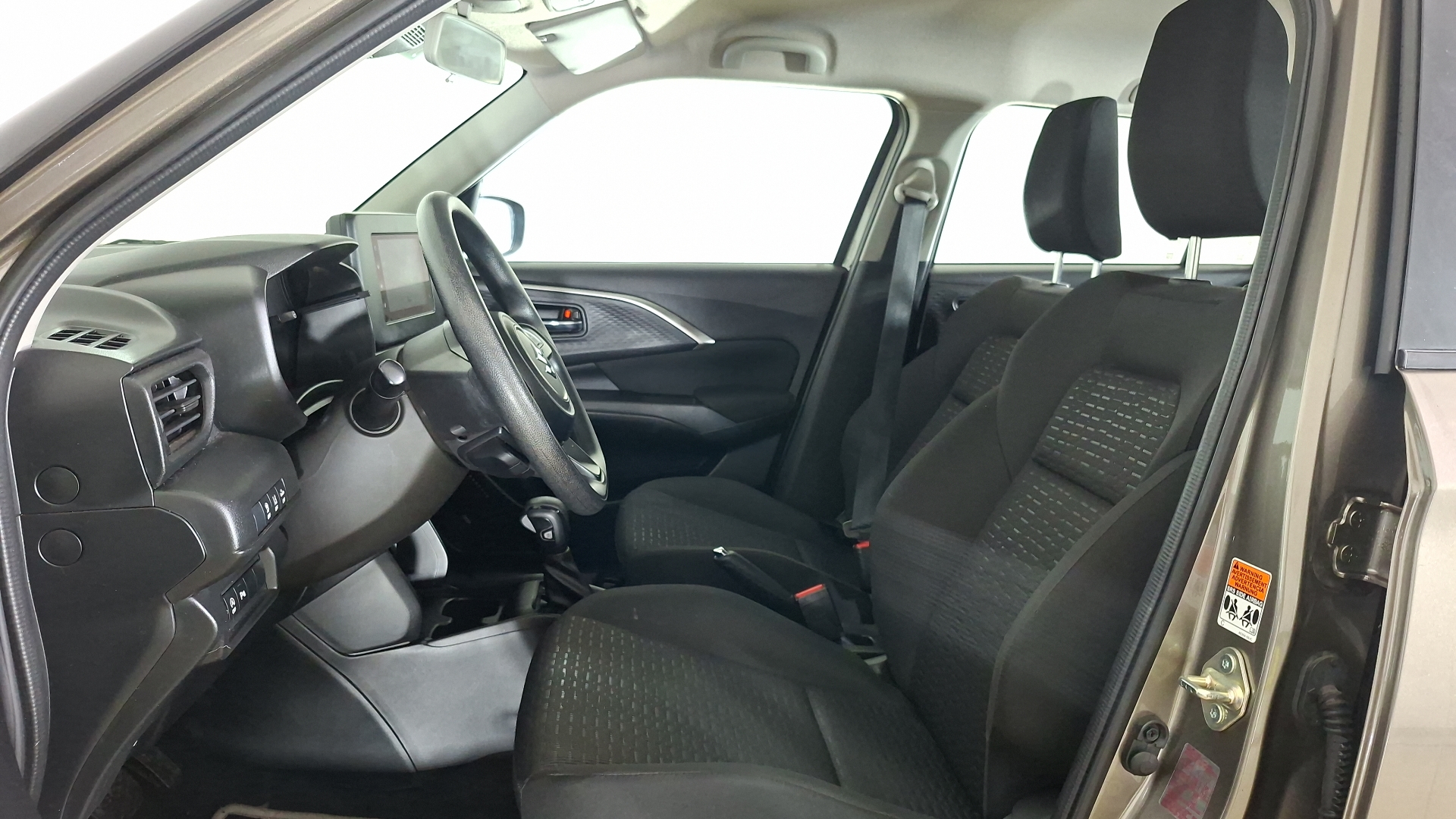 Suzuki Swift — foto 13 de 16