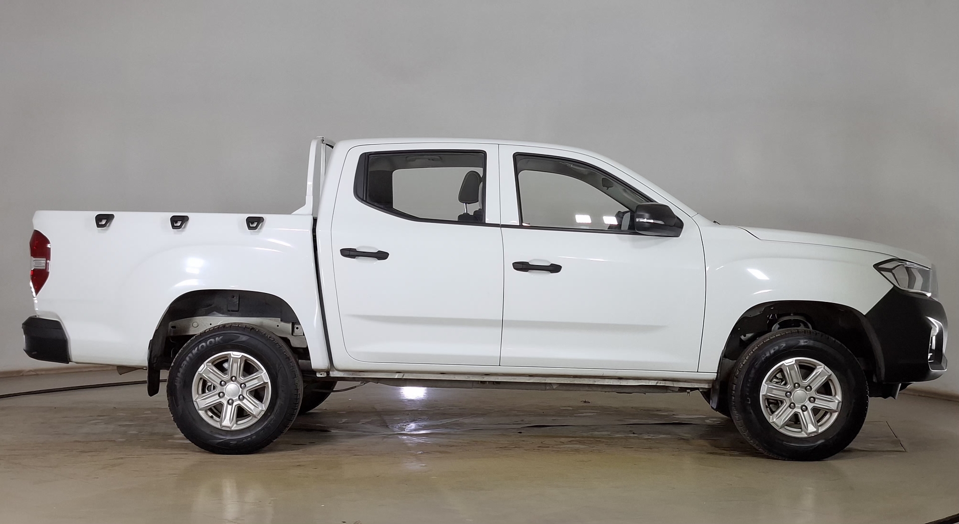 Maxus T60 — foto 4 de 15
