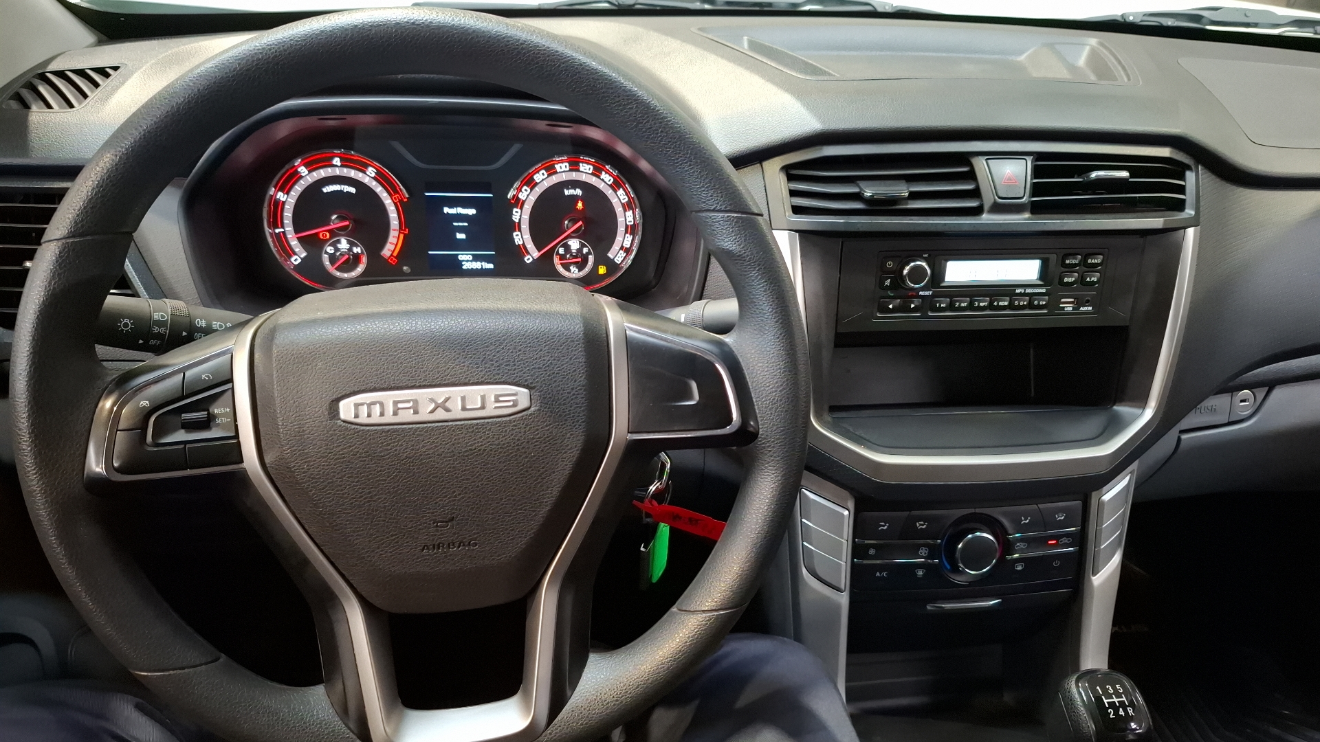 Maxus T60 — foto 8 de 15