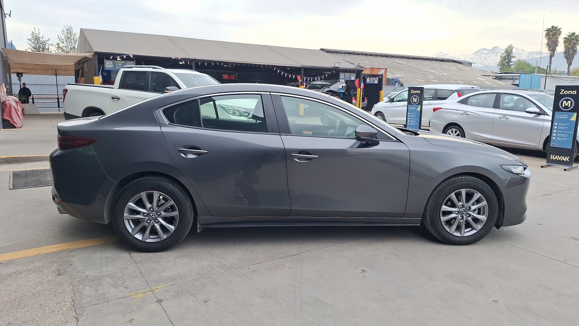Mazda 3 — foto 5 de 14