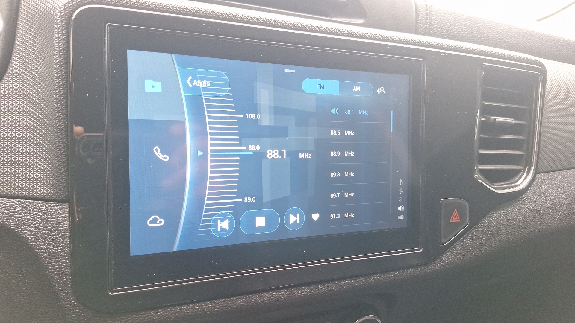 Chery Tiggo 3 — foto 10 de 15