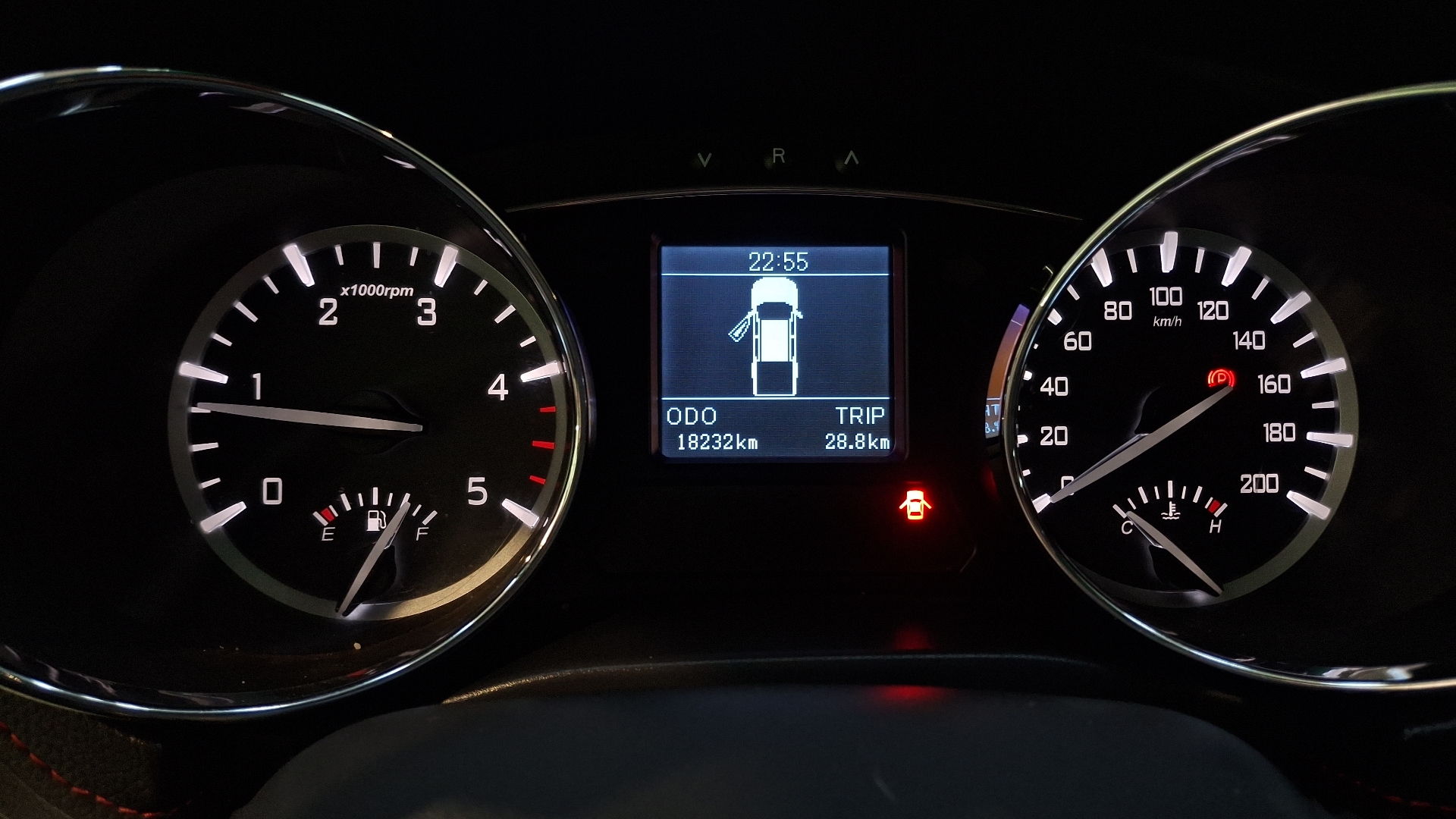 JAC T8 — foto 9 de 15