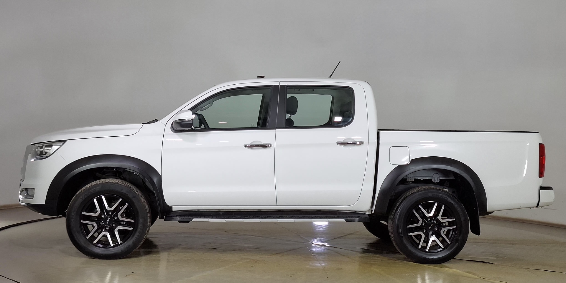 JAC T8 — foto 7 de 15