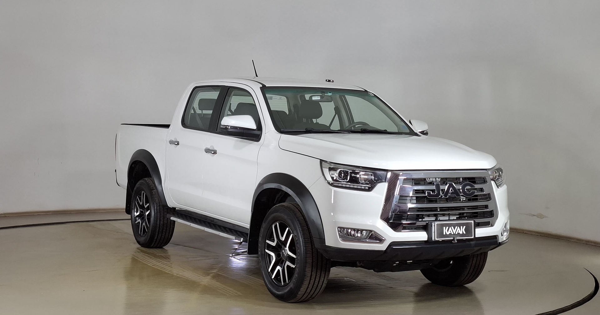 JAC T8 — foto 3 de 15