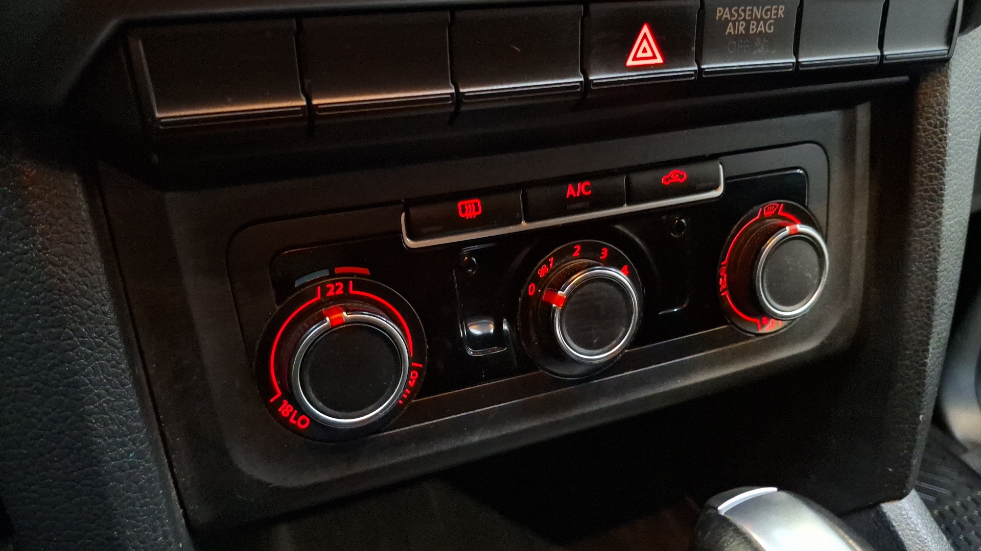 Volkswagen Amarok — foto 14 de 15