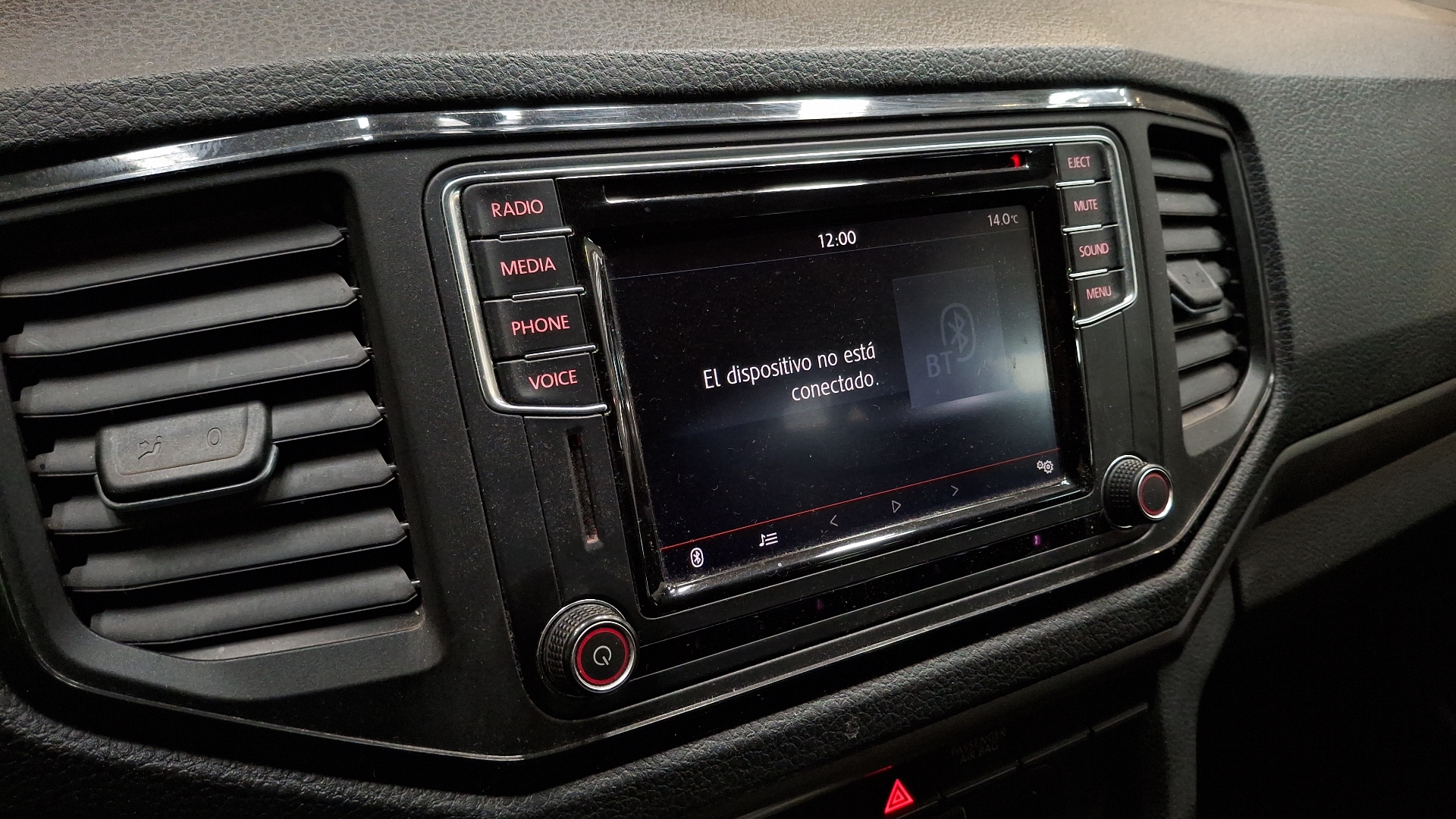 Volkswagen Amarok — foto 10 de 15